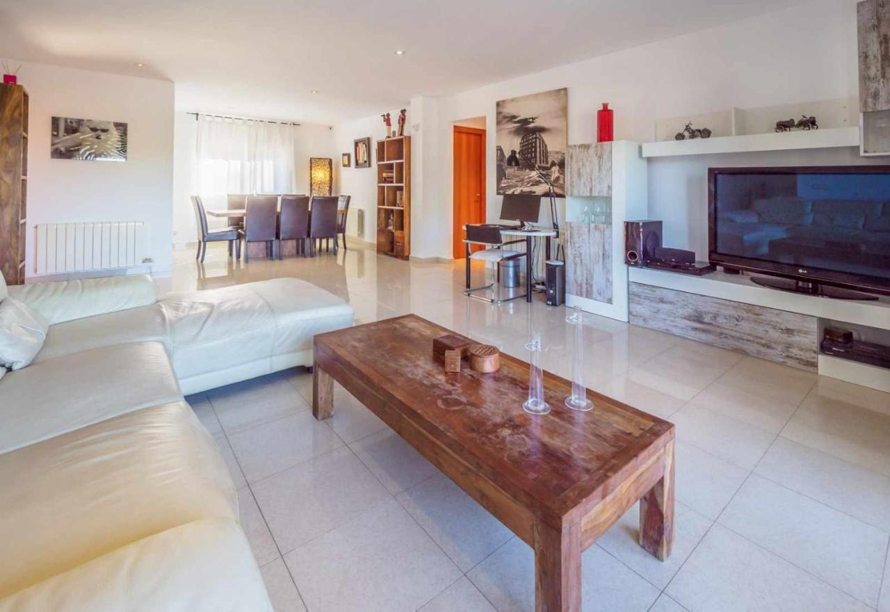 Mas Mestre Con Una Capacidad De 6 A 8 Huespedes Cerca De Sitges Olivella Bagian luar foto